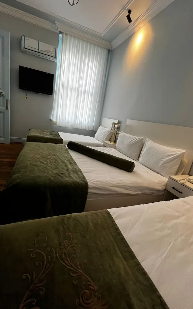 Standard Üç Kişilik Oda