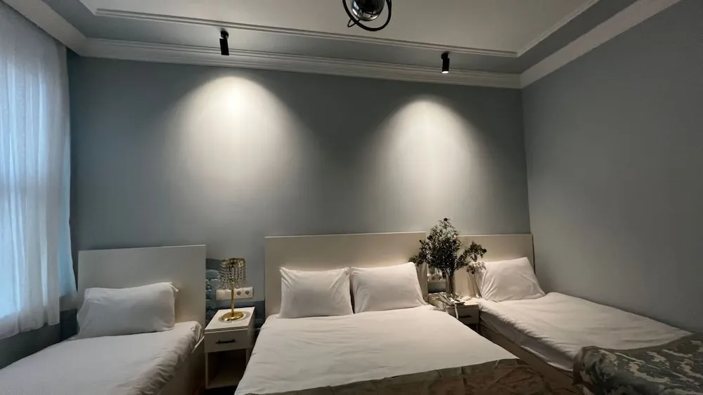 Standard Üç Kişilik Oda