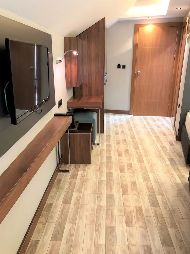 Deluxe Triple Room with Mountain View