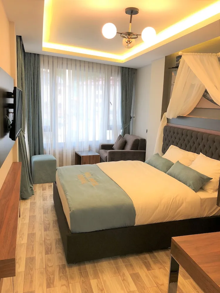 Superior Double Room with Lake View