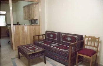 Zengin Motel