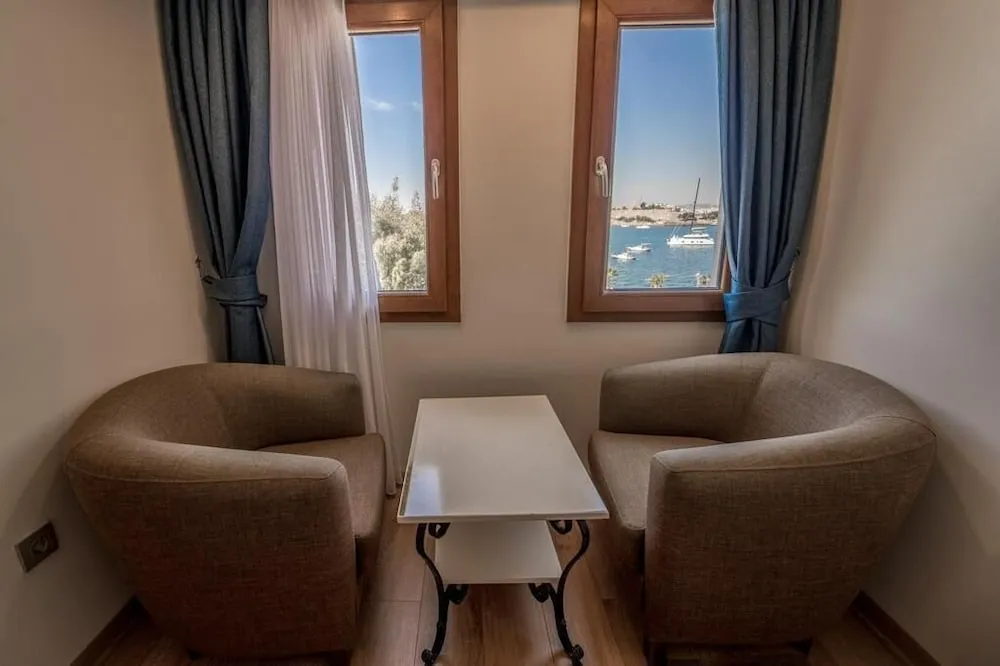Standart Oda Deniz Manzaralı