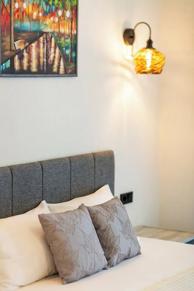 Quadruple Family Suite