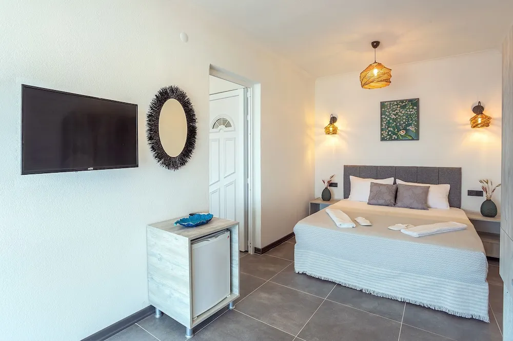 Quadruple Family Suite