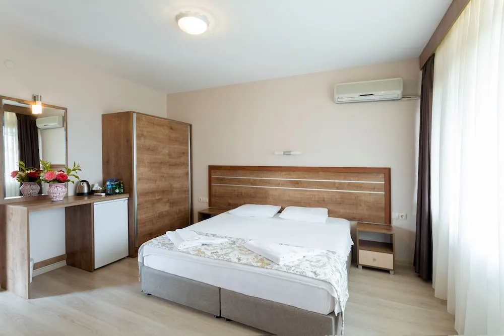 Deluxe Dört Kişilik Oda, 1 Yatak Odası, Deniz Manzaralı