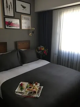 Hotel Cinnah