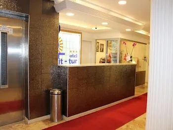 Hotel Kit Tur