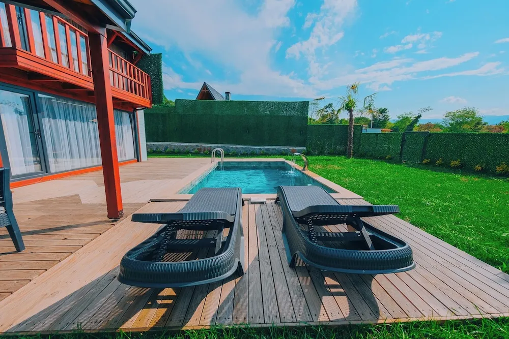 Deluxe Bungalov