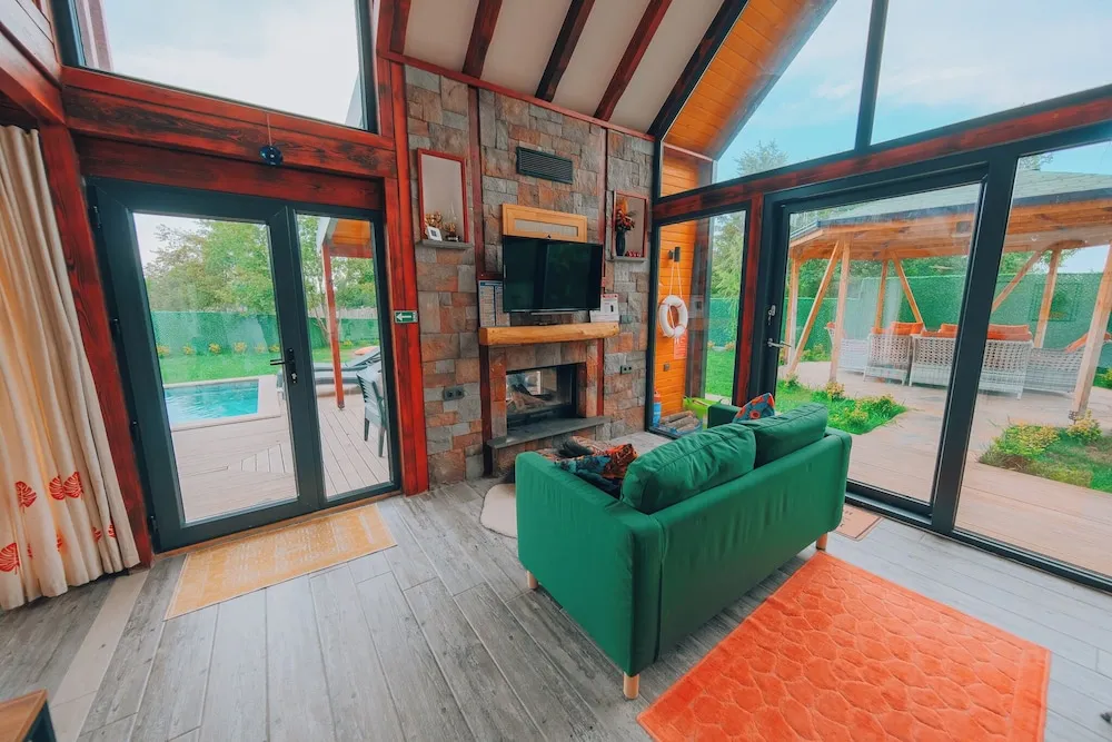 Deluxe Bungalov