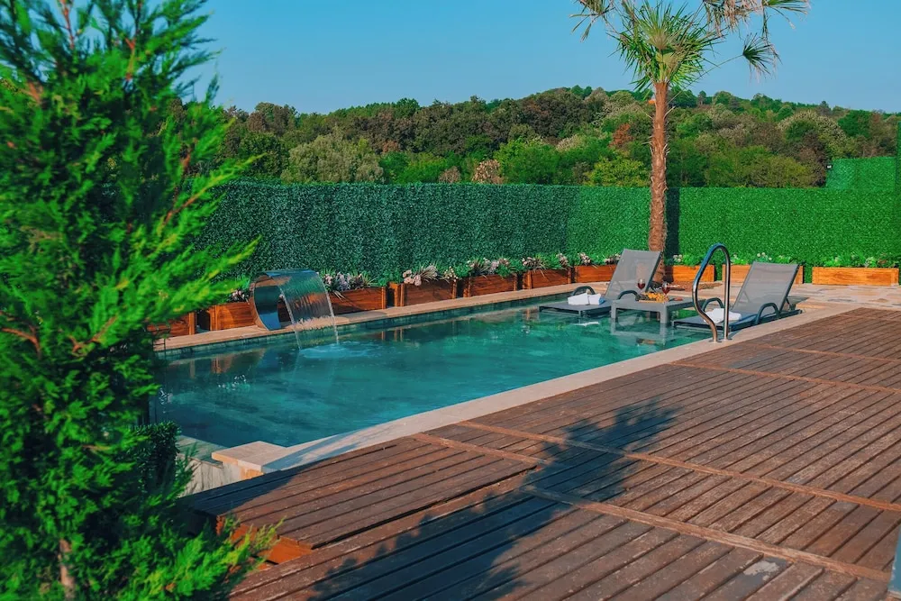 Deluxe Bungalov