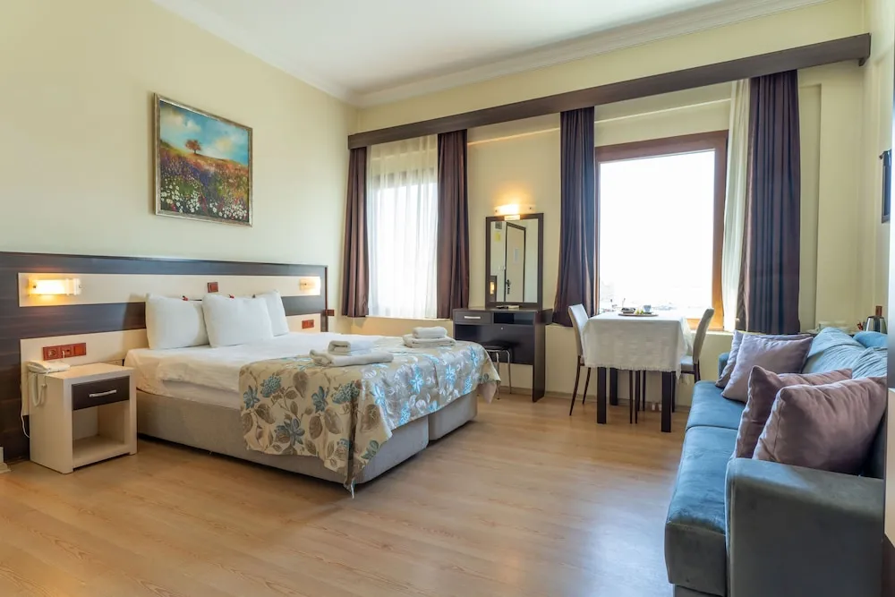 Deluxe Tek Büyük Yataklı Oda, Deniz Manzaralı