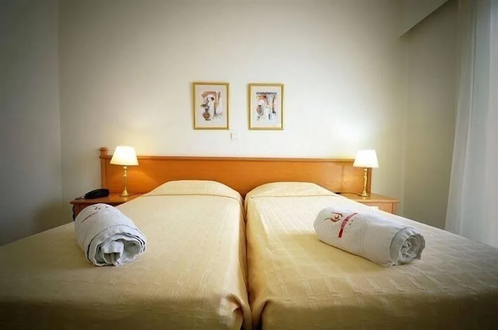 Standard Tek Büyük veya İki Ayrı Yataklı Oda