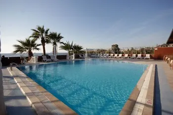 Sun and Sea Beach Hotel