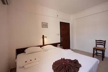 Sun and Sea Beach Hotel