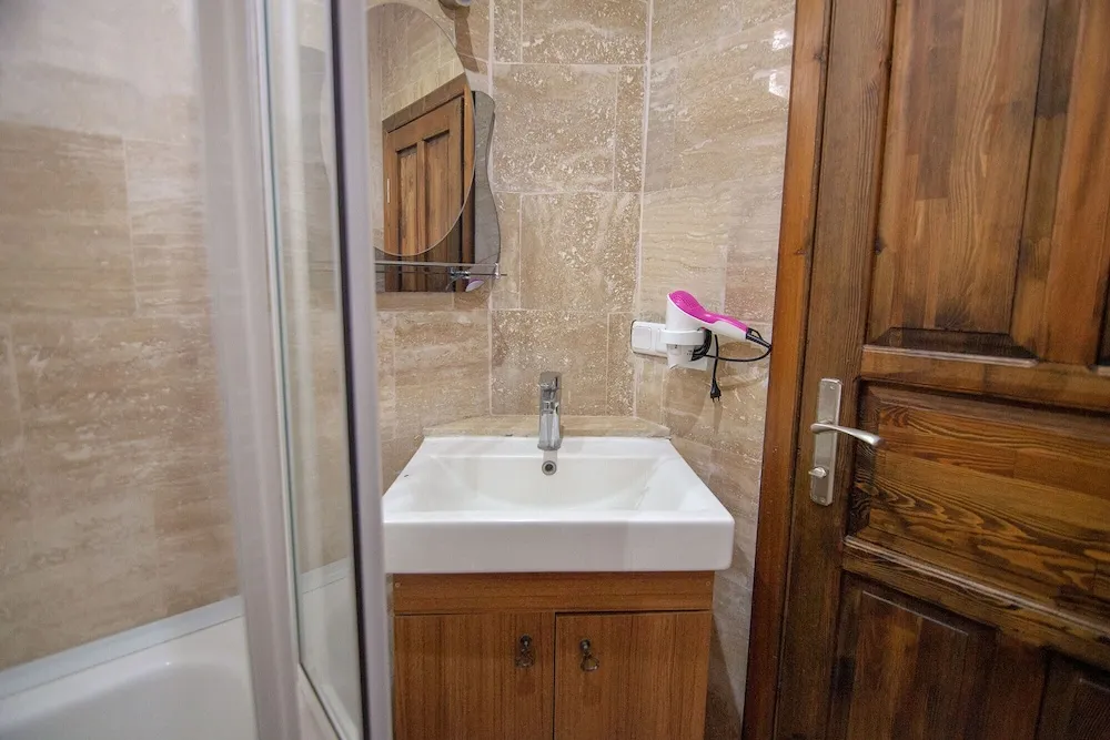 Deluxe Üç Kişilik Oda