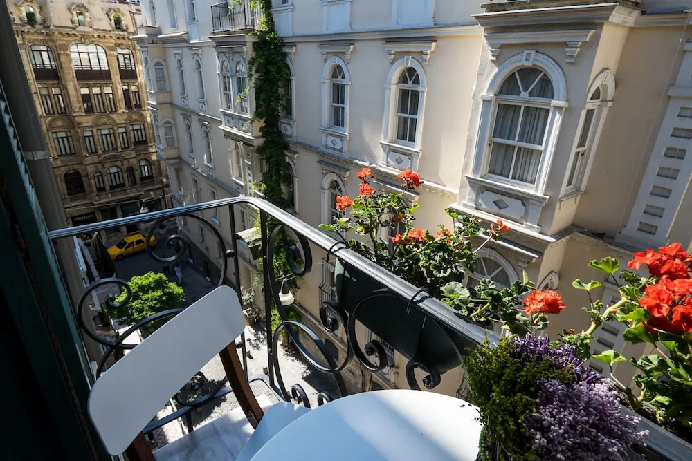 Deluxe Oda, Balkon