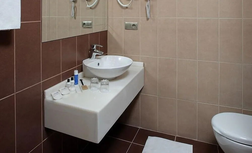 Standard Tek Büyük veya İki Ayrı Yataklı Oda
