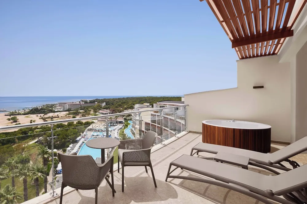 Çatı Katı Süiti (Penthouse), Sıcak Su Küveti (on Terrace, Mixed Section)