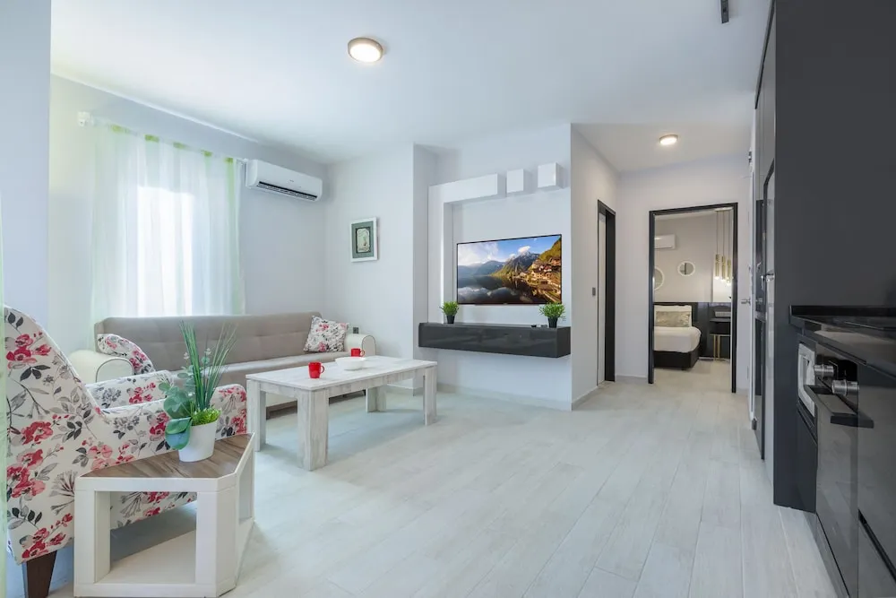 Superior Apartment (A Block)