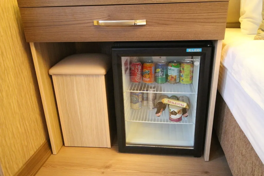 Deluxe Tek Büyük Yataklı Oda, 1 Büyük (Queen) Boy Yatak ve Çekyat, Balkon, Deniz Manzaralı