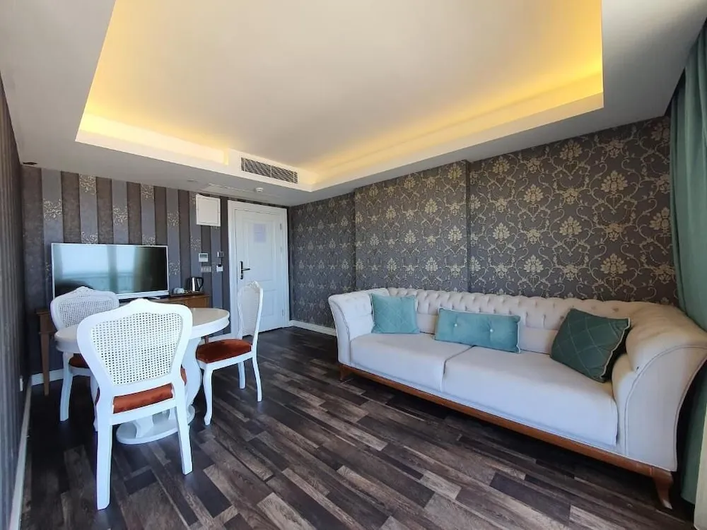 Business Süit, Küvet, Deniz Manzaralı