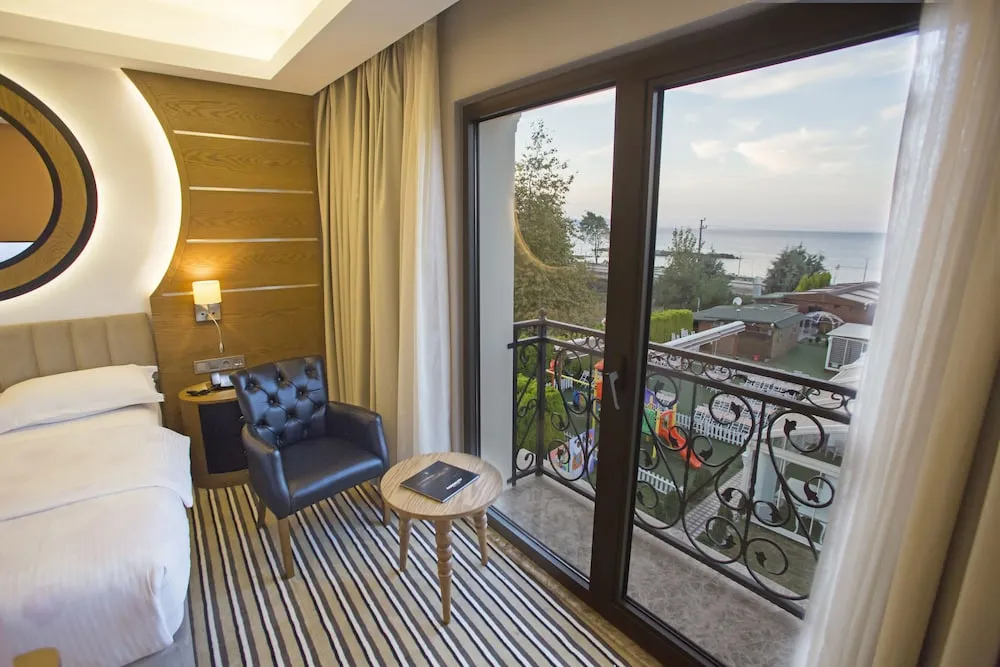 Deluxe Tek Büyük Yataklı Oda, Deniz Manzaralı