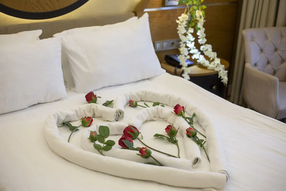 Deluxe Tek Büyük Yataklı Oda, Deniz Manzaralı