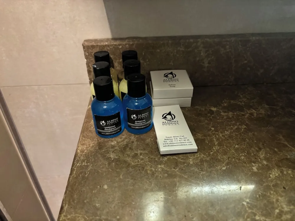 1 + 1 MANZARALI MODERN SUIT (4 PERSON)