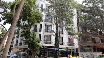 Aldino Residence