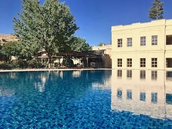 Melis Cave Hotel