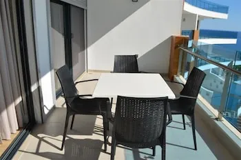 Elite Admiral Premium Residences