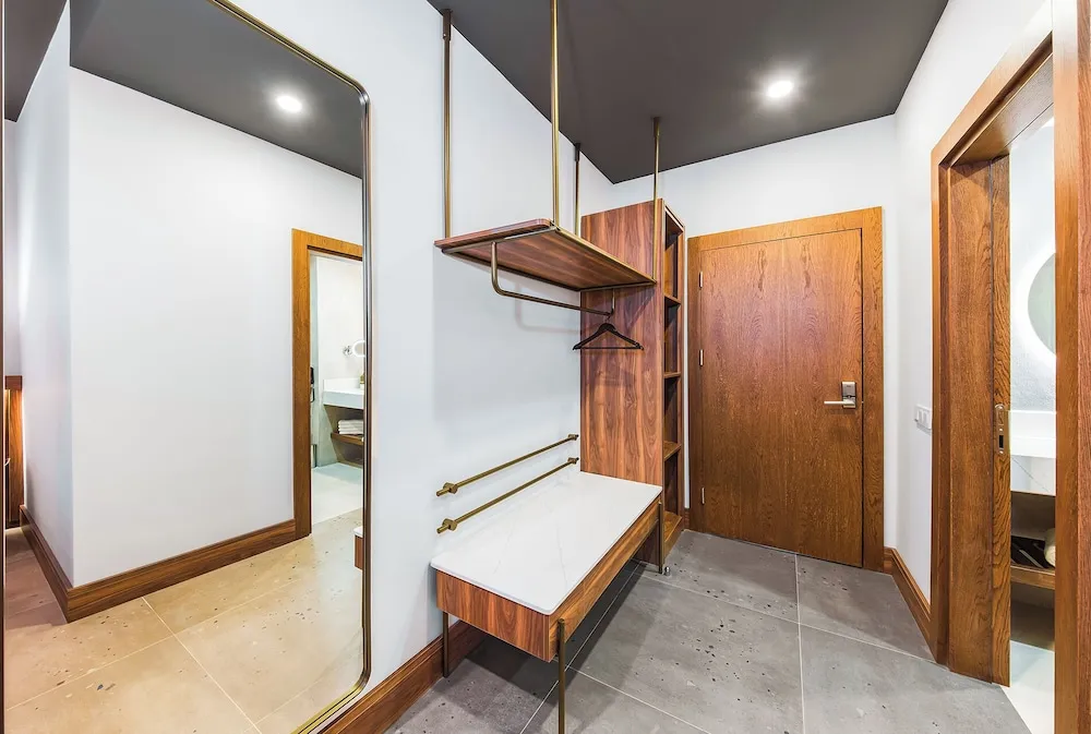 Deluxe Triple Room with Pool View