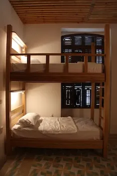 Fi Hostel