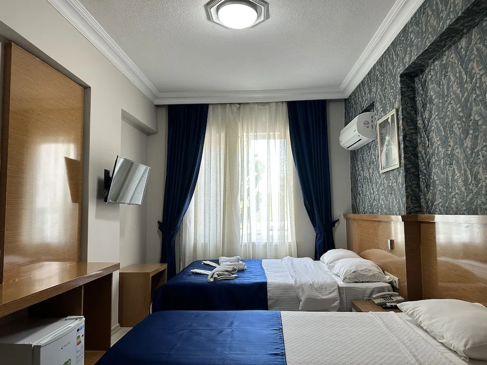 Standard Dört Kişilik Oda