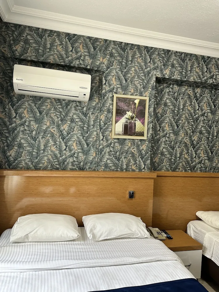 Standard Dört Kişilik Oda