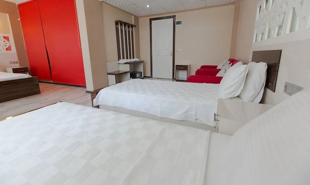 Deluxe Üç Kişilik Oda