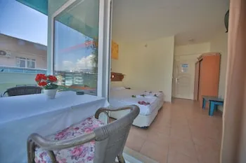 Gallion Hotel