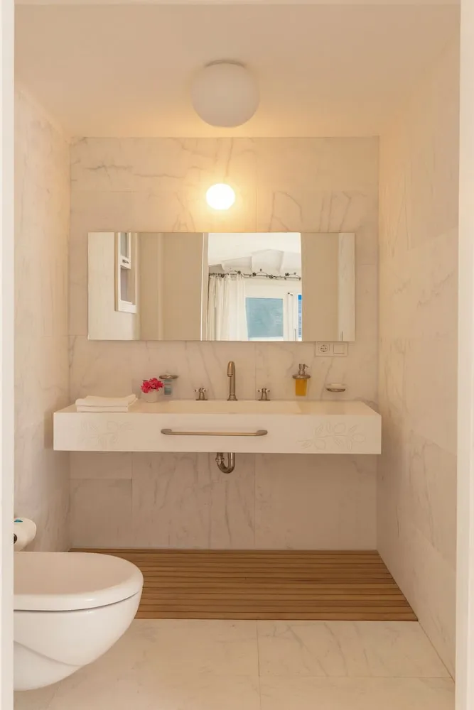 Signature Suite (Lotus)