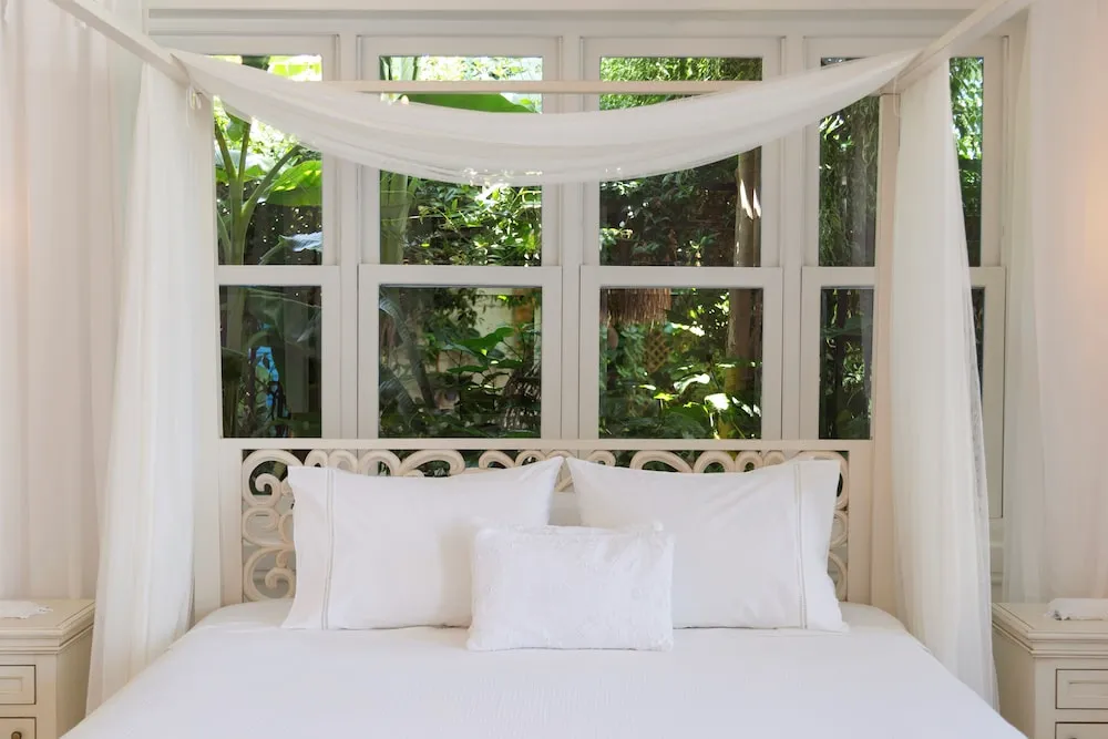 Mediterranean Romance Mansion (Yali)