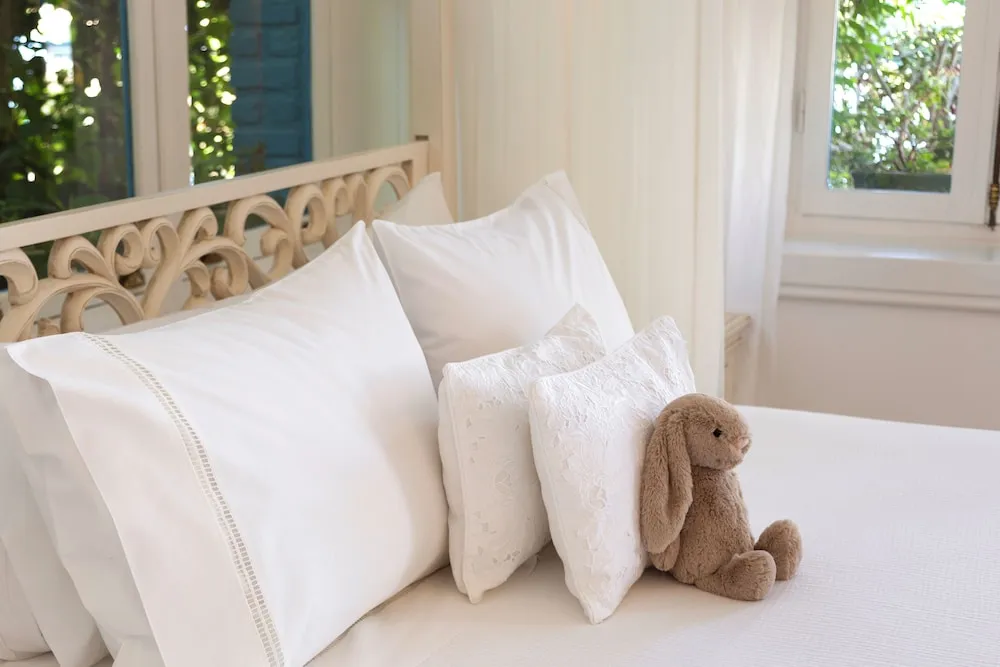 Mediterranean Romance Mansion (Yali)