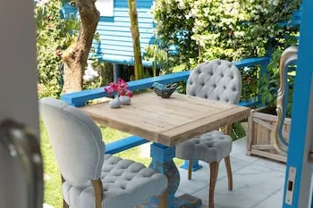 Sabrinas Haus - Adults Only