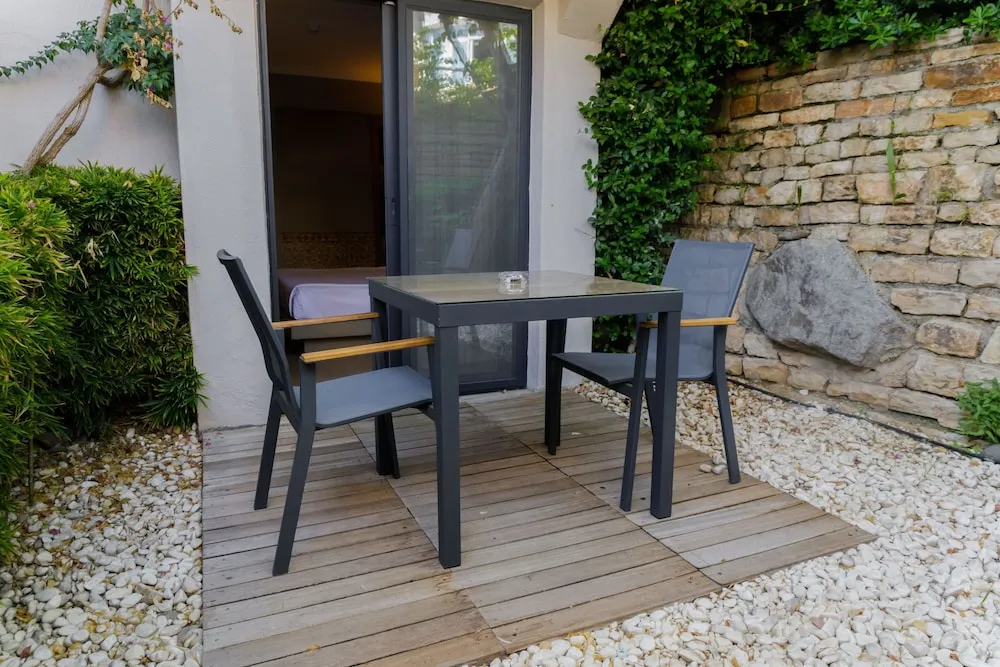 Oda, Balkon, Bahçeli