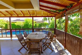 Paradise Town Villa Royal