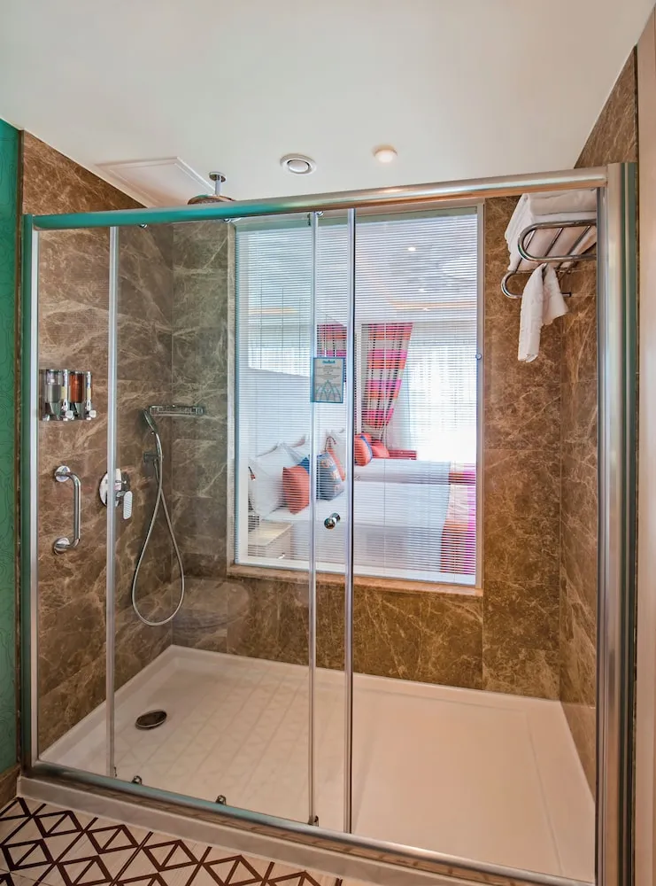 Family Oda, 2 Banyo