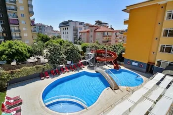 Rose Garden Apart Hotel