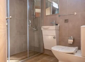 Yeni Truva Otel