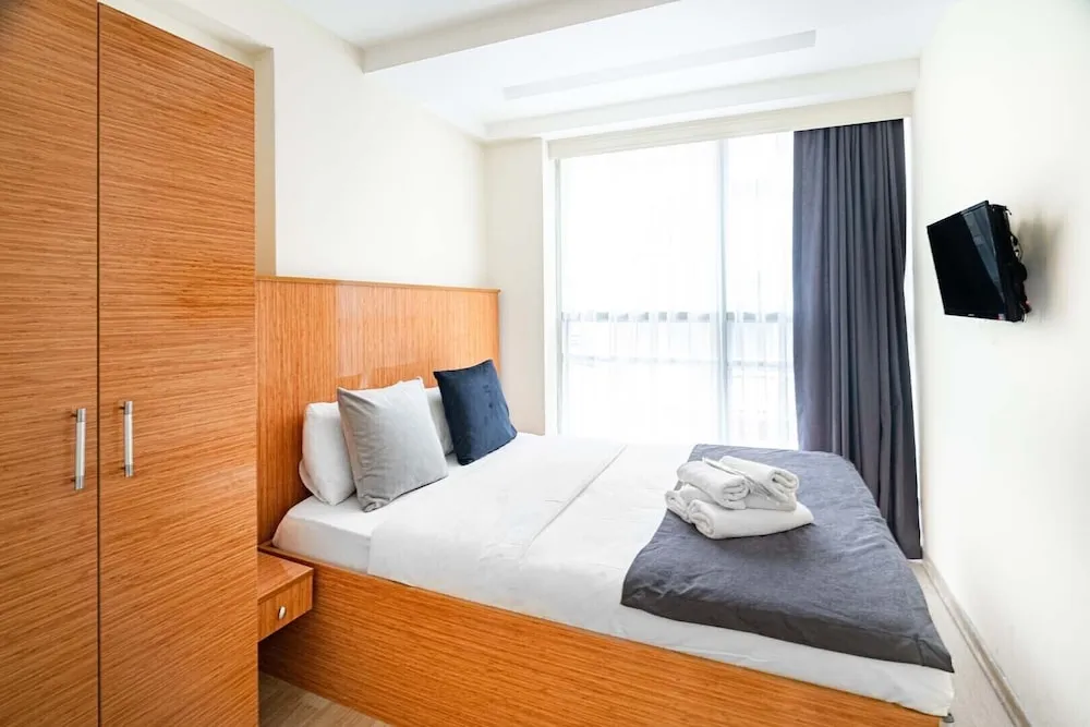 Elite Room, 1 Double Bed with Sofa bed, Bathtub, Kitchenette