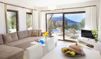 Villa Nes