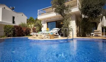 Villa Nes