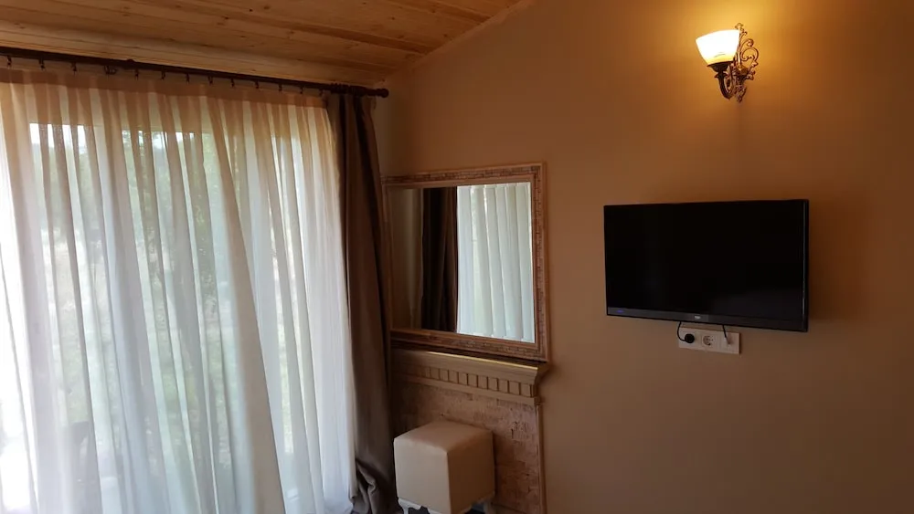 Honeymoon Oda, Dağ Manzaralı